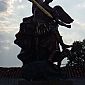 Statue à l'entrée d'une église à Tegucigalpa