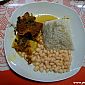 Cabrito con arroz y yuca (viande de cabri avec du riz et du yuca)