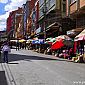 A la Paz, le marché est un peu partout dans les rues...